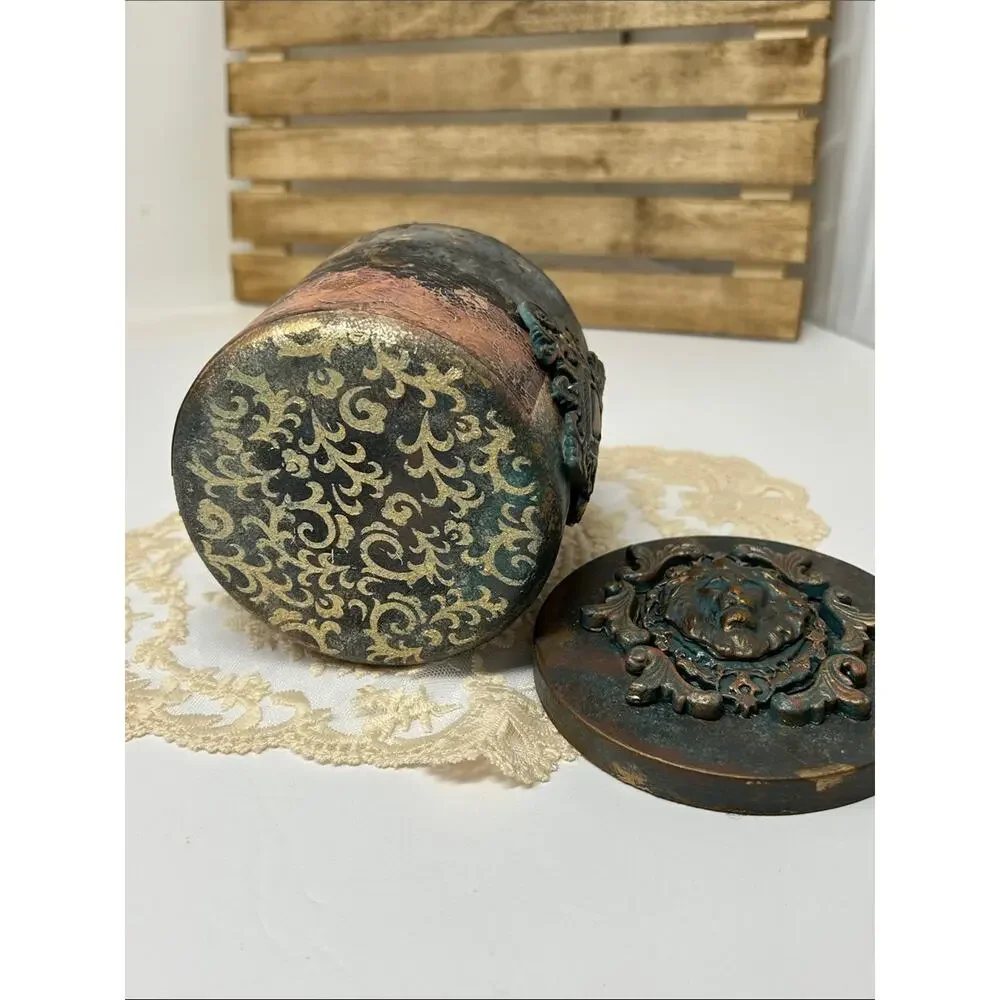 Decorative Antique-Style Trinket Box  with lid in Turquoise and Bronze